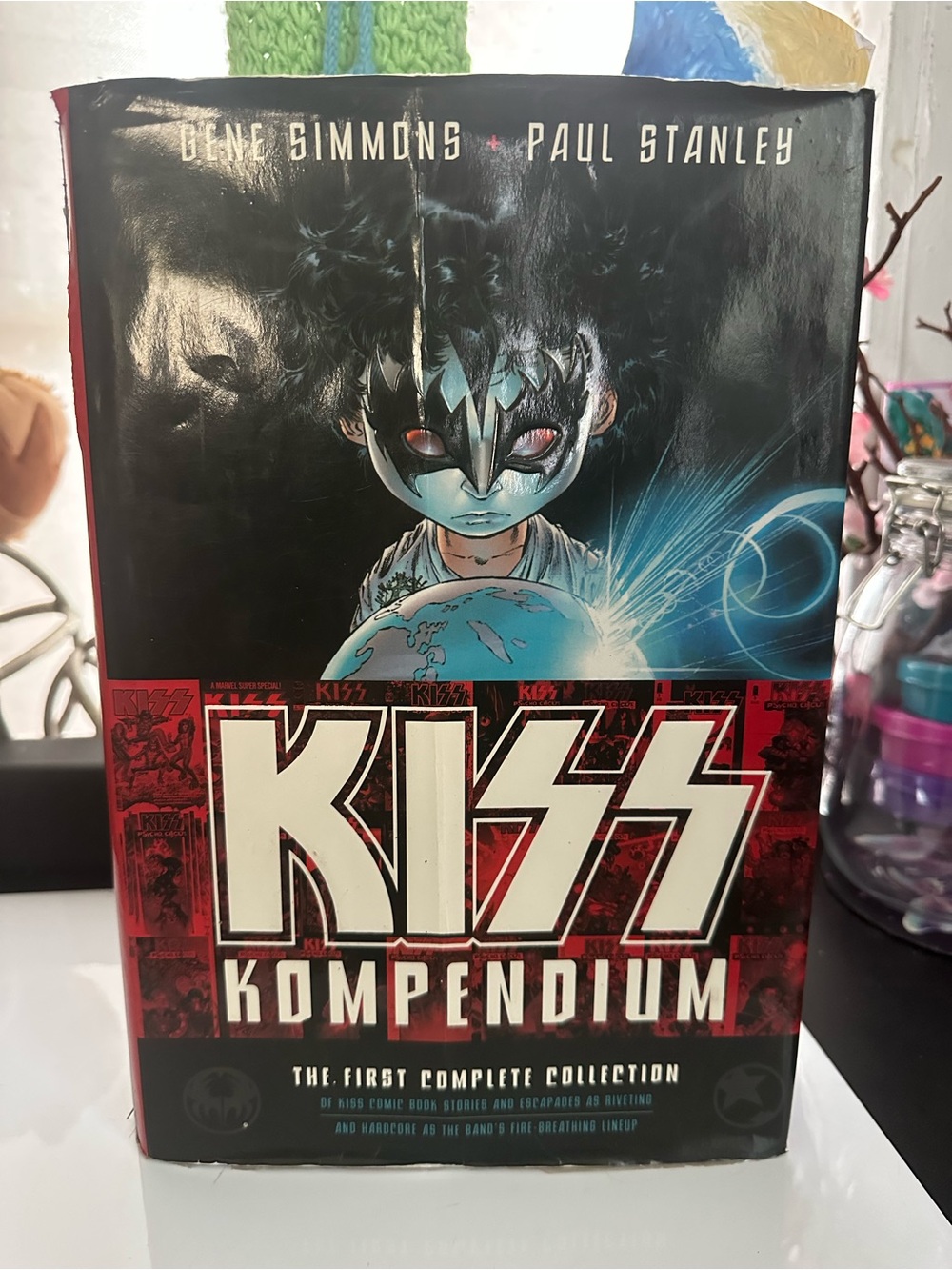 Kiss Kompendium Hardcover Graphic Collection - Black, Red, White